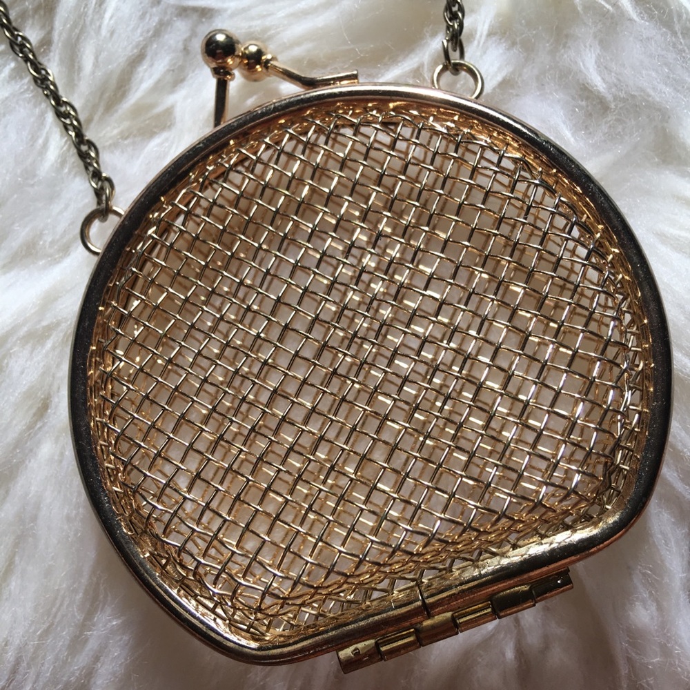 Egirl punk tiny cage clutch on chain gold vintage - Picture 1 of 12